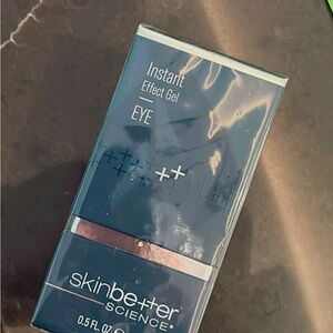 Instant Effect Gel Eye - skin better science